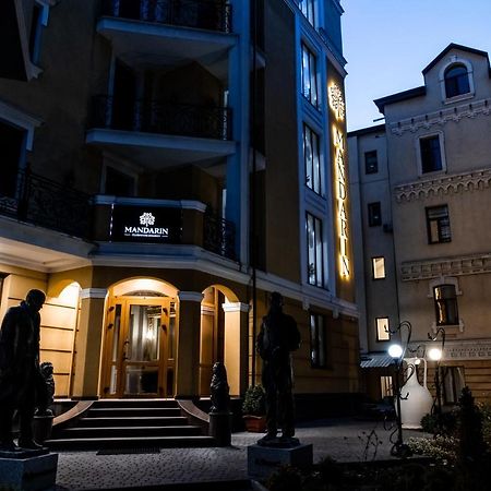 Hotel "Mandarin Clubhouse" Charkiv Esterno foto