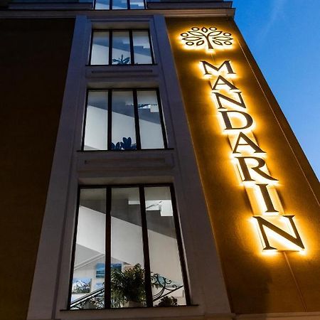 Hotel "Mandarin Clubhouse" Charkiv Esterno foto